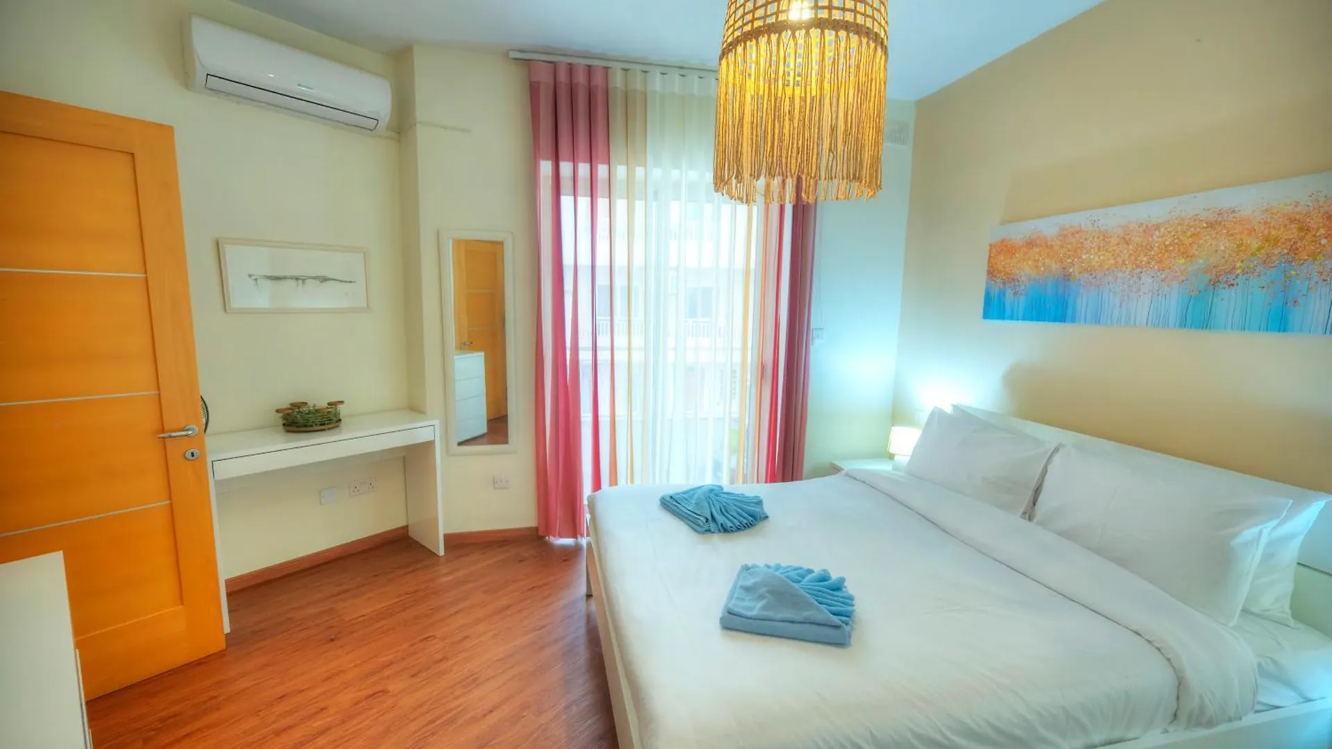 Apartment Spacious & Elegant 2 Bedrooms, 2 Bathrooms Dbor1-1 Gwardamanga Malta