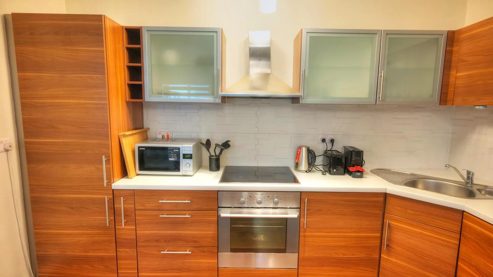 Apartment Spacious & Elegant 2 Bedrooms, 2 Bathrooms Dbor1-1 Gwardamanga