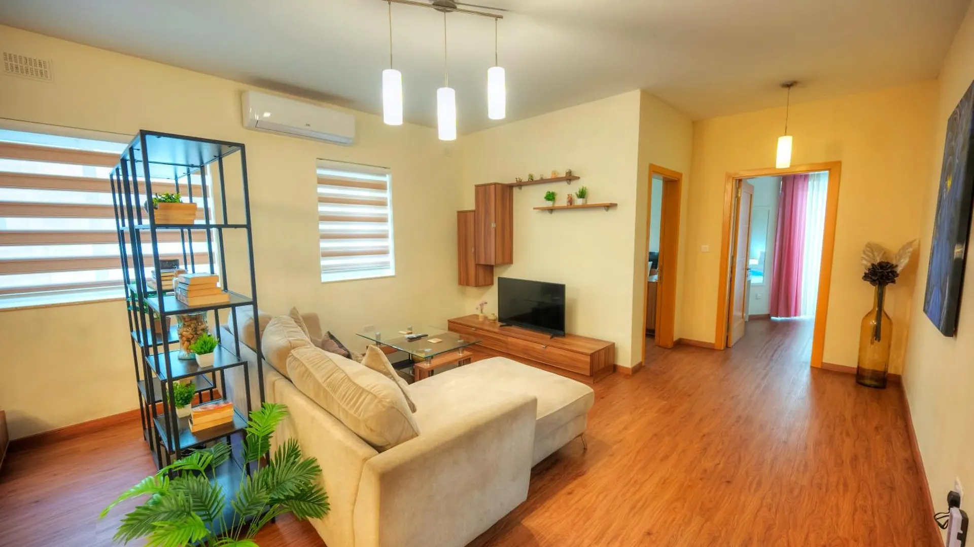 Apartment Spacious & Elegant 2 Bedrooms, 2 Bathrooms Dbor1-1 Gwardamanga
